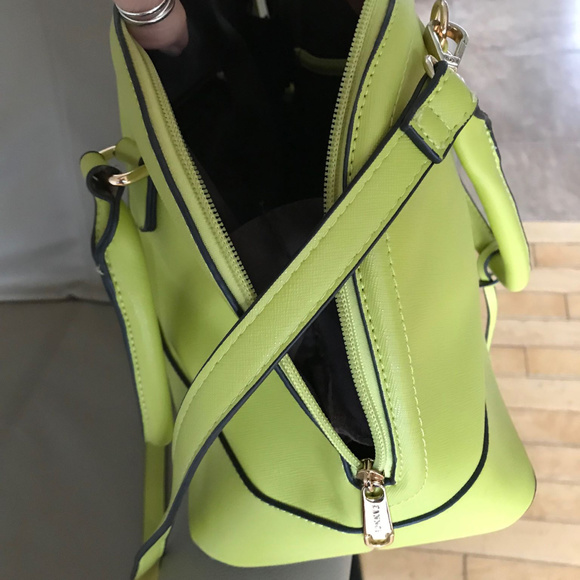 CANNCIi handbag - Picture 2 of 3